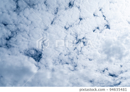 藍天和雲彩 藍天和雲彩 94635481