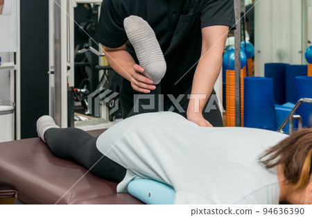 整脊教練　按摩 94636390