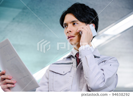 上班的商務人士 94638292