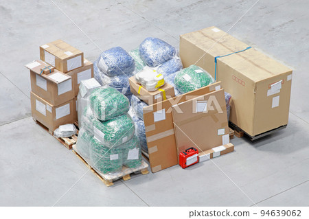 Packed boxes 94639062