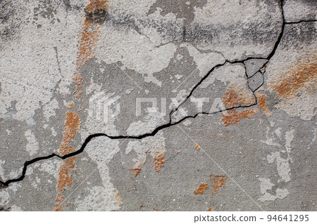 closeup texture cracked wall closeup texture cracked wall 94641295