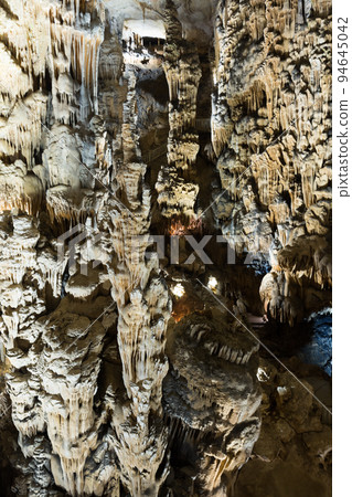 Chamber in Grotte des Demoiselles, Ganges, France Chamber in Grotte des Demoiselles, Ganges, France 94645042