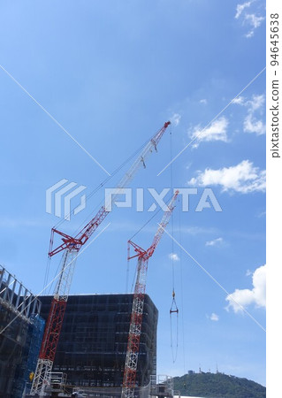 Large construction site with tower cranes 94645638