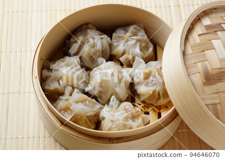 Dim sum dim sum 94646070