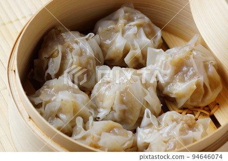 Dim sum dim sum 94646074