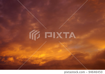 Sunrise seen under the influence of Typhoon No. 14 (Nan Madol) in 2022 Sunrise seen under the influence of Typhoon No. 14 (Nan Madol) in 2022 94646450