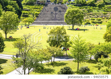 Miyagase Dam Lake in Spring, Kanagawa Prefecture 94650575