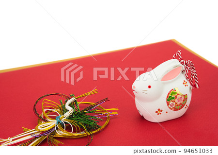 Year of the Rabbit New Year's card material white rabbit and crane mizuhiki decoration 94651033