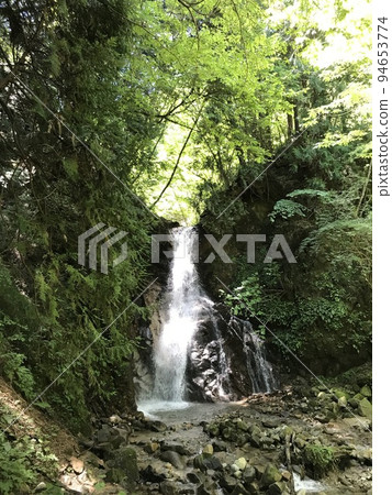 Magome Pass Waterfall 94653774