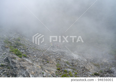 高山 高山 94656001