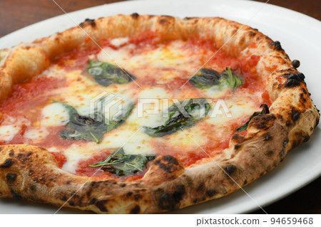 Freshly Baked Pizza Margherita Italian 94659468