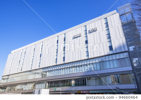 埼玉縣埼玉市,大都市區,晴天的JR浦和站 埼玉縣埼玉市,大都市區,晴天的JR浦和站 94660464