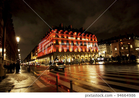 盧浮宮酒店夜景 94664986