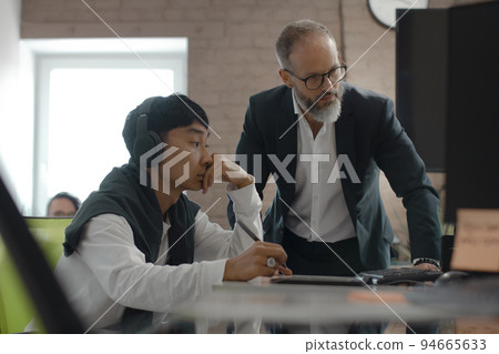 CEO of company studio developers of games discusses with the artist 3D model CEO of company studio developers of games discusses with the artist 3D model 94665633