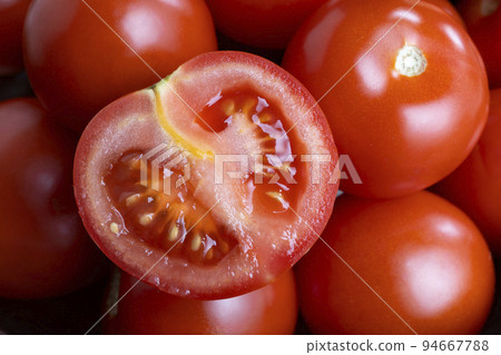 delicious fresh tomatoes 94667788
