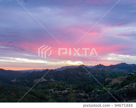 Sunset afterglow over Topanga State Park Sunset afterglow over Topanga State Park 94671888