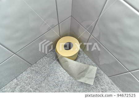 Toilet paper in the corner 94672525