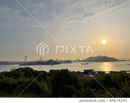 島波海道的日出 94674293