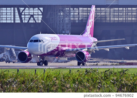 Taxing 94676902
