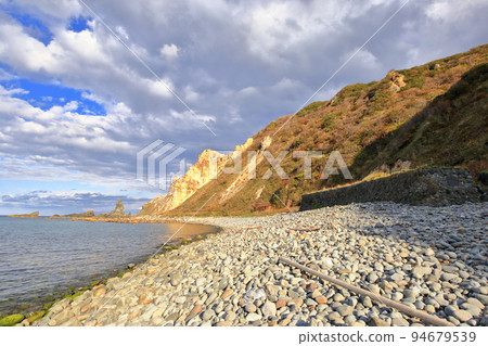 Autumn island Takefoshi coast (October / Shakuhachi-cho, Shakotan-cho, Hokkaido) 94679539