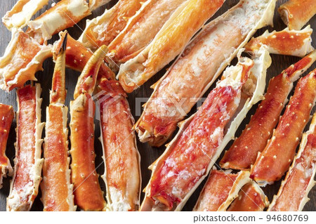 新鮮美味的帝王蟹 新鮮美味的帝王蟹 94680769