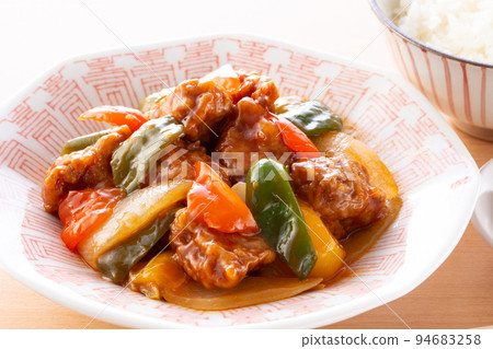 甜酸甜豬肉 甜酸甜豬肉 94683258