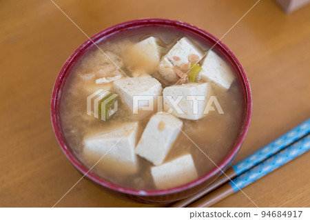 味噌湯 94684917