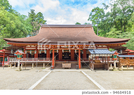 奈良縣天理市磯上神社禮拜堂（國寶） 94684918
