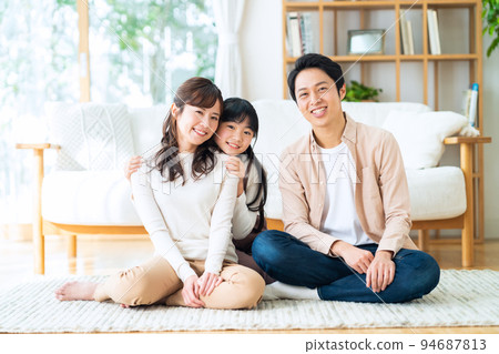 Family Family Parent and Child Living Lifestyle 94687813