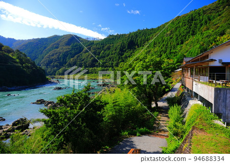 [Kochi Prefecture] Sunny Shimanto River and Roadside Station Shimanto Towa 94688334