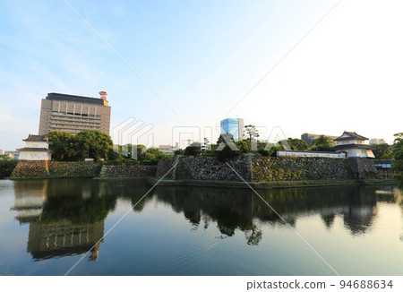 大分船內城北側的人質砲塔和東島丸東北角的雙砲塔 大分船內城北側的人質砲塔和東島丸東北角的雙砲塔 94688634