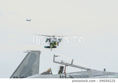 航空自衛隊救援直升機UH-60J 航空自衛隊救援直升機UH-60J 94689228