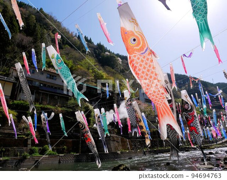 Tsuetate Onsen Carp Streamer Festival (Kumamoto Prefecture) 94694763