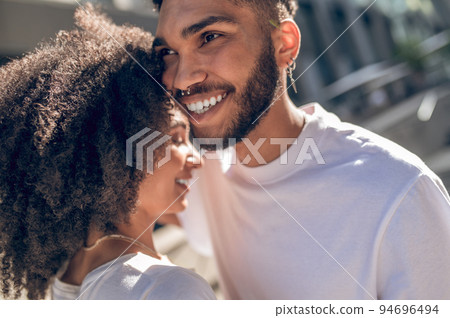 Close up picture of two young people in love Close up picture of two young people in love 94696494