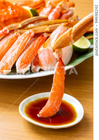 Snow crab crab sashimi Snow crab crab sashimi 94698242