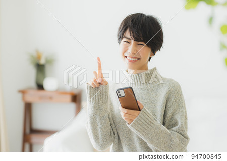 Living room at night Women's beauty 94700845