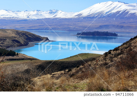 New Zealand South Island tourist attraction, Lake Tekapo in winter 94711066