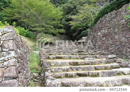 安土城遺址的主要道路 94713584