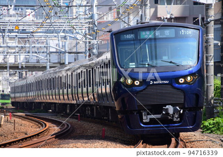 Sotetsu 12000 Series Yamate Freight Line Osaki - Ebisu Sotetsu 12000 Series Yamate Freight Line Osaki - Ebisu 94716339