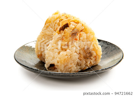 Japanese triangle rice ball 94721662