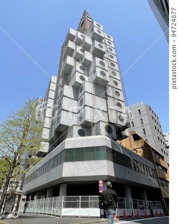 “建築”中銀膠囊塔樓 “建築”中銀膠囊塔樓 94724877