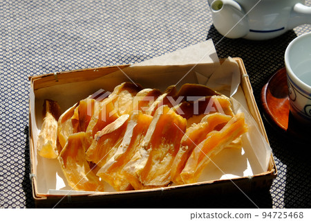 Handmade dried potatoes Handmade dried potatoes 94725468