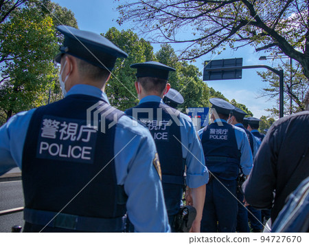 負責保安的警察 94727670