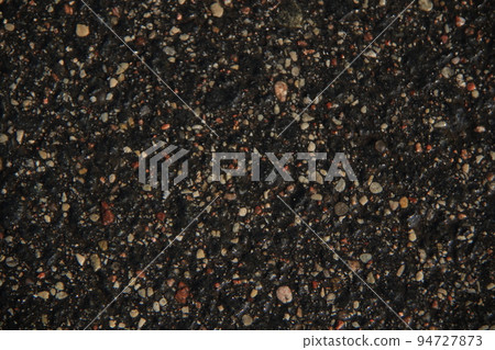 wet rough textured asphalt background 94727873