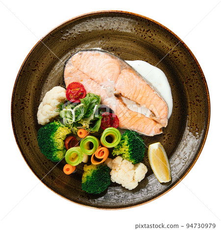 Steamed Salmon (蒸三文魚)