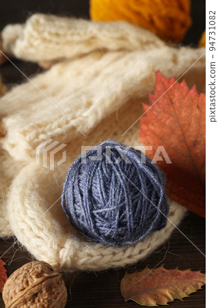 Concept of cozy and relax hobby, knitting, close up 94731082