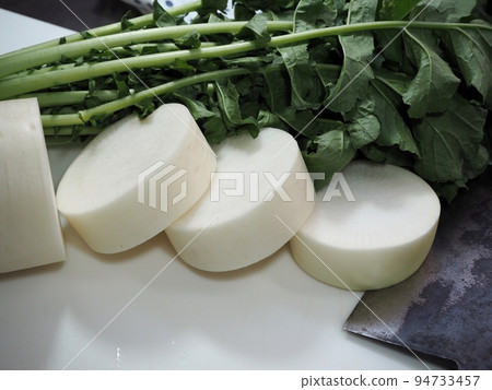 cooking radish 94733457