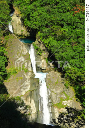 [高知縣] 百處名瀑之轟瀑布（四國88景） 94734437