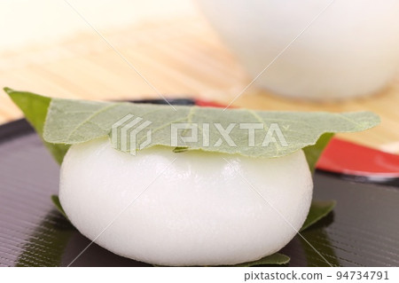 Kashiwa Mochi, Kashiwanoha, Mochi Sweets, Tea, and Tea Kashiwa Mochi, Kashiwanoha, Mochi Sweets, Tea, and Tea 94734791