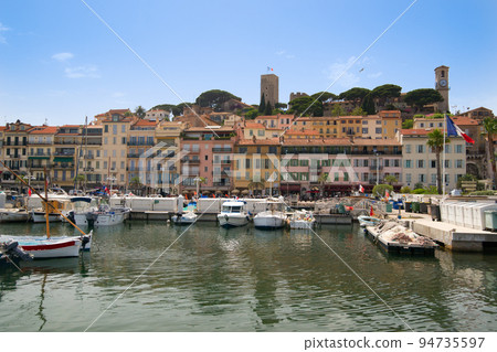 Cannes port and old city (suquet) Cannes port and old city (suquet) 94735597